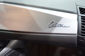 Smit Oletha S 54 (2023) – Auch am Armaturenbrett findet sich ein Namenszug