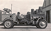 So begann alles - HFS Morgan und ein Morgan 4-4 Versuchschassis bei der Fabrik an der Pickersleigh Road (© Morgan, 1936) So begann alles - HFS Morgan und ein Morgan 4-4 Versuchschassis bei der Fabrik an der Pickersleigh Road (© Morgan, 1936)
