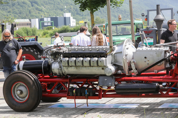 Bild So ein 16-Liter-SLM-Motor mit 450 PS macht sicher Laune ... - Old Wheels Biel-Bienne 2025