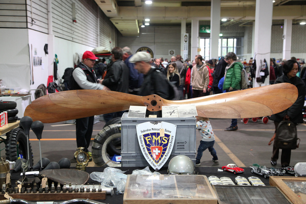 So ein richtiger Propeller macht halt schon etwas her ... - Oldtimermesse St. Gallen 2018