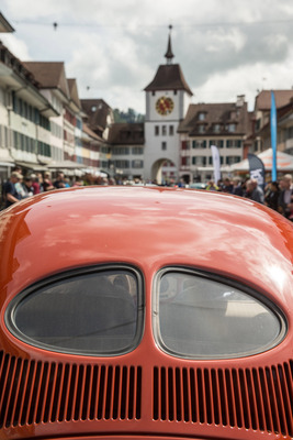 So eine frische Brezel in der Altstadt ist doch was feines – 75 Jahre VW in der Schweiz