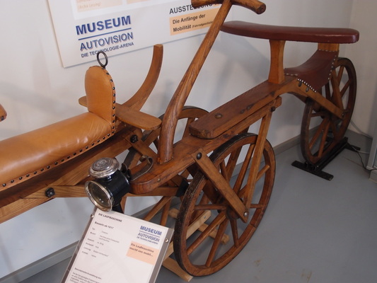 So fingt alles an - Draisine von 1817