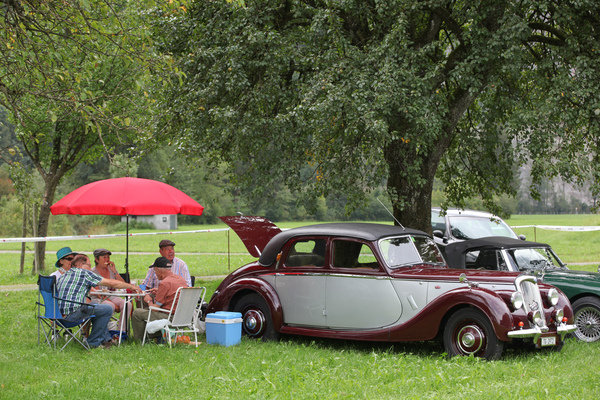 So kann man es sich gut gehen lassen .... - British Car Meeting Mollis 2017
