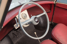 Soletta 750 (1956) - das Zündschloss liegt links vom Lenkrad