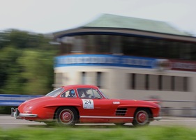 Solitude Revival 2011 - Jubiläums-Corso - Mercedes Benz 300 SL Flügeltürer