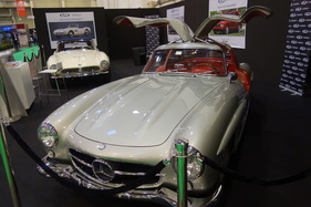 Soll Appetit auf künftige Auktionen machen: Stand von RM Sotheby's an der Essen Motor Show 2019.