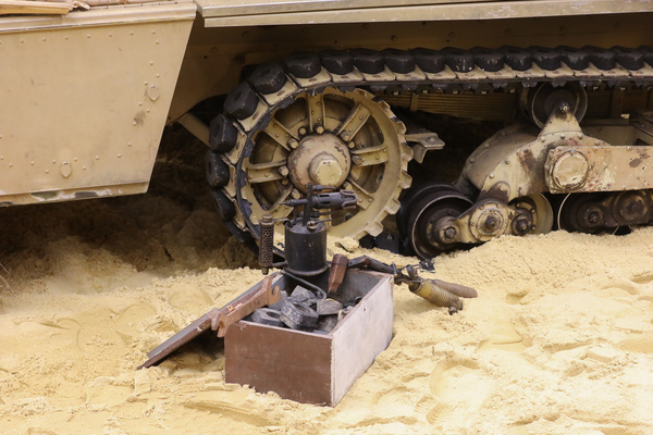 Sonderschau Kégresse - eindrückliche Details – Rétromobile Paris 2025