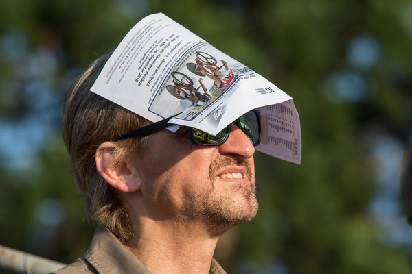 Sonnenschutz im Do-it-yourself-Verfahren gebaut - Indianapolis Oerlikon 2018