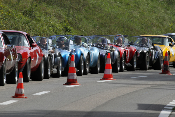 Soviele Cobras hintereinander sieht man nicht alle Tage - Bergrennen Steckborn-Eichhölzli Memorial 2018