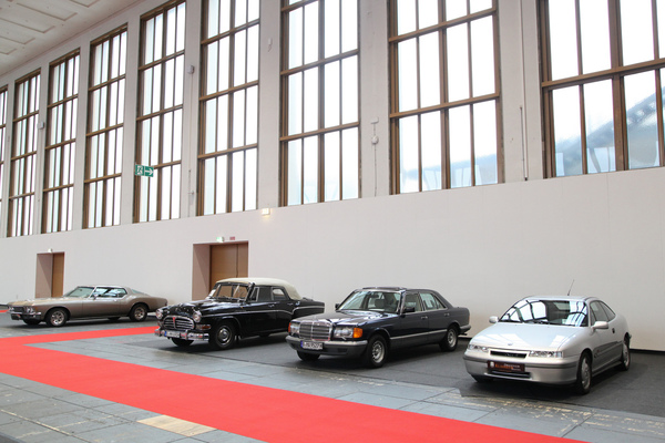 Spärlich gefüllte Privatanbieter-Halle "18" - Motorworld Classics Berlin 2019