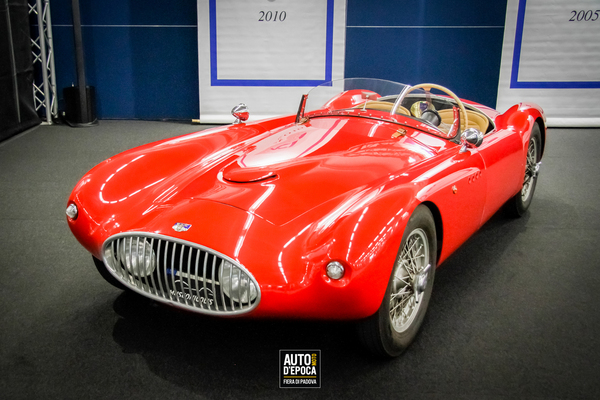 Bild: Spezialkarosserie auf populärer Basis in der Sonderausstellung „Das Gewöhnliche wird außergewöhnlich“ in der Halle 3 auf dem ACI Storico-Stand - Auto e Moto d'Epoca 2020