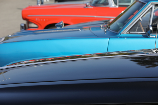 Spiegelglatte Motorhauben – Albisgütli Classic Cars & Bikes Oktober 2023