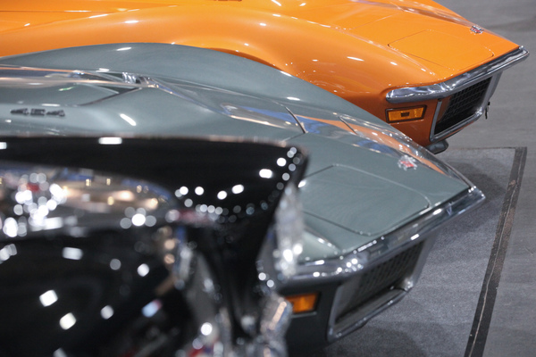 Spitzen aus Amerika - zweimal Chevrolet Corvette C3 in Reih' und Glied - Bremen Classic Motorshow 2019