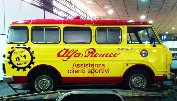 Sport-Transport von Alfa Romeo - Motorworld Classics Berlin 2015