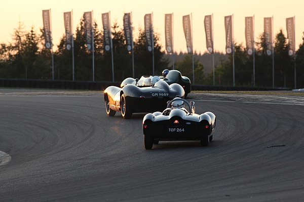 Image: Sportscars and GTs up to 1961 at the AvD OGP 2012 - Sportscars drive into the setting sun