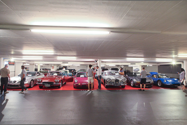 Sports cars and limousines from different eras - vintage car gallery auction at the Dolder Grand Hotel 2017