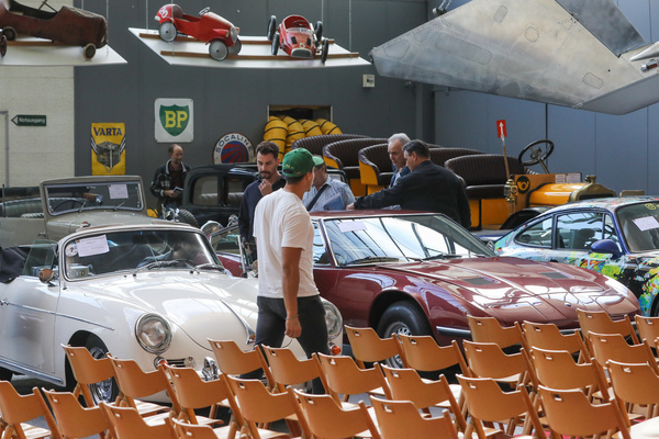 Sportwagenklassiker Seite an Seite - Versteigerung der Oldtimer Galerie Toffen am 14. Oktober 2023