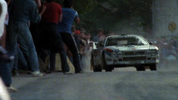 Standbild aus dem Film "Die Evolution des Driftwinkels Vol. 2" von Helmut Deimel