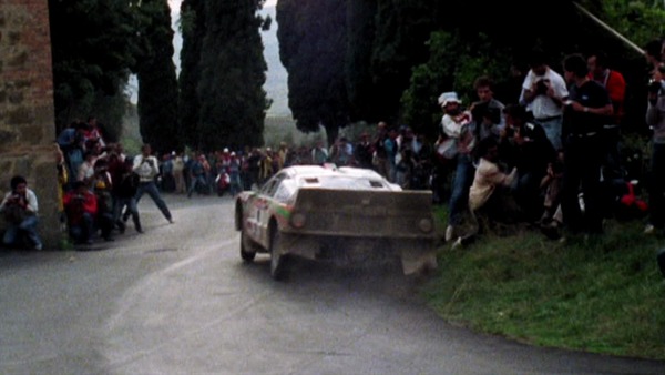 Standbild aus dem Film "Die Evolution des Driftwinkels Vol. 2" von Helmut Deimel