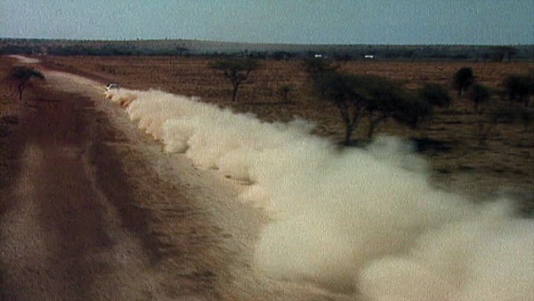 Standbild aus dem Film "Die Evolution des Driftwinkels Vol. 2" von Helmut Deimel