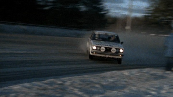 Standbild aus dem Film "Die Evolution des Driftwinkels Vol. 2" von Helmut Deimel