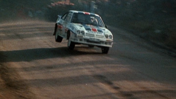 Standbild aus dem Film "Die Evolution des Driftwinkels Vol. 2" von Helmut Deimel