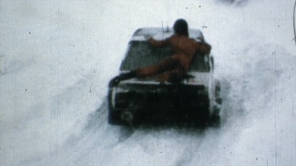 Standbild aus dem Film "Die Evolution des Driftwinkels Vol. 2" von Helmut Deimel