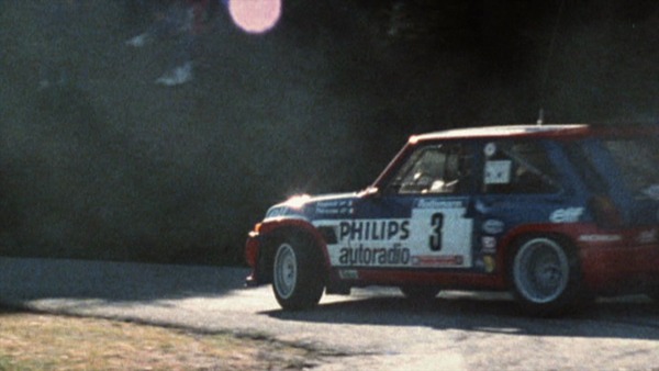 Standbild aus dem Film "Die Evolution des Driftwinkels Vol. 2" von Helmut Deimel