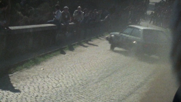 Standbild aus dem Film "Die Evolution des Driftwinkels Vol. 2" von Helmut Deimel