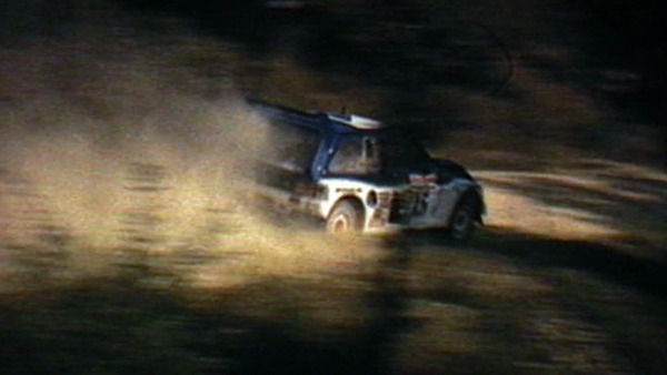 Standbild aus dem Film "Die Evolution des Driftwinkels Vol. 2" von Helmut Deimel