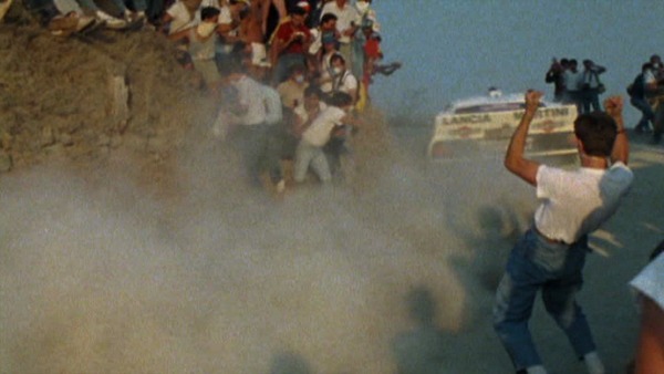 Standbild aus dem Film "Die Evolution des Driftwinkels Vol. 2" von Helmut Deimel