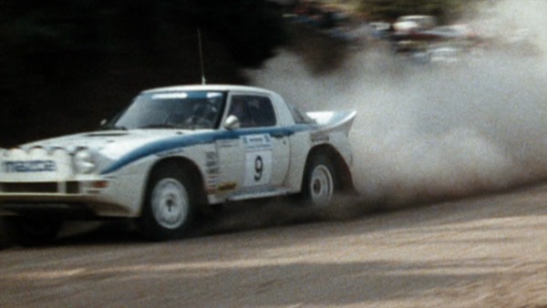 Standbild aus dem Film "Die Evolution des Driftwinkels Vol. 2" von Helmut Deimel