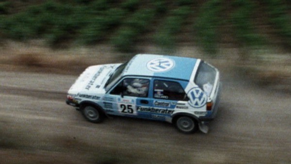 Standbild aus dem Film "Die Evolution des Driftwinkels Vol. 2" von Helmut Deimel