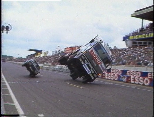 Standbild aus dem Film "Le Mans 1982" Attraktionen