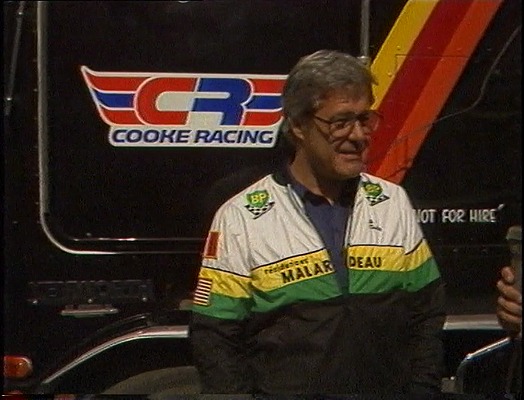 Standbild aus dem Film "Le Mans 1982" Team Chef Ralph Cooke von Cooke Racing