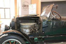 Stanley Steamer Typ 735 B (1919) - Blick auf den Dampfkessel (Techno Classica 2017)