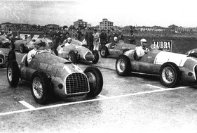 Bild zu Artikel Messe Modena Motor Gallery am 26./27. September 2015 mit historischen Rennfahrzeugen und Tretautos