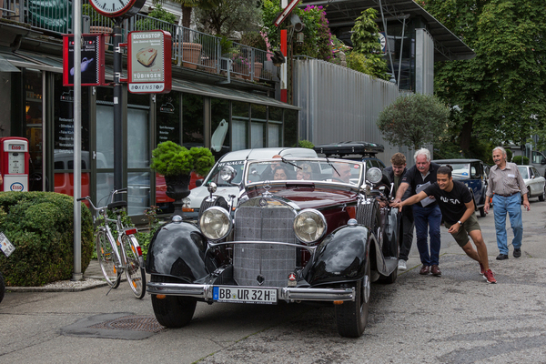 Image: Start with combined forces - Tübingen-Classic 2023