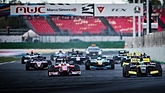 Image: Start of race 1 in Misano 2022 - Boss GP