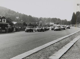 Start zum 24 h Rennen in Spa - Glemser-Böhringer mit Start-Nr. 100 ganz vorne links