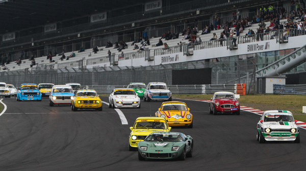 Start zum Langstreckenrennen - FHR Langstrecken Cup - Historic Trophy Nürburgring 2015