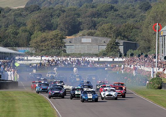 Shelby Cobra CSX 2301 am Goodwood Revival 2012