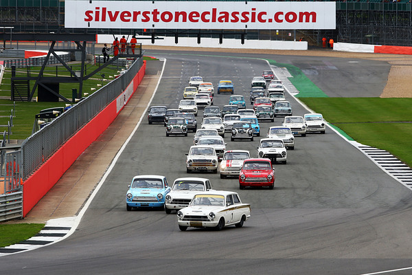 Start zum Tourenwagenrennen der U2TC - U2TC - Tourenwagen bis zwei Liter Hubraum - Silverstone 2017