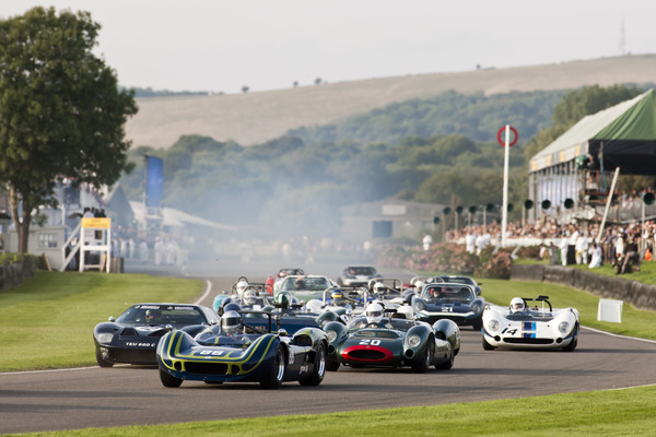 Start zur Whitsun Trophy - Goodwood Revival 2014