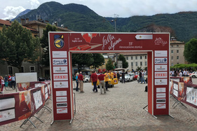 Startbogen der Rallye - Rallye Stella Alpina Storico 2018