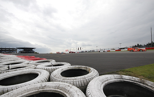 Startszenerie beim Revival Deutsche Rennsportmeisterschaft 1972-1981 am AVG OGP 2011