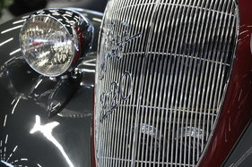 Steyr 220 Cabriolet (1939) - herrlicher Kühlergrill - Classic Expo Salzburg 2019