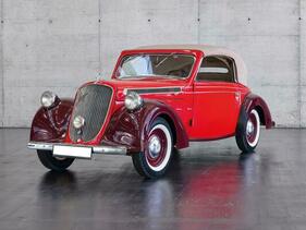 Steyr 220 Kabriolett (1939) - als Lot 58 angeboten an der Dorotheum-Versteigerung an der Classic Expo Salzburg am 15. Oktober 2022