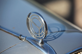 Steyr 220 Werkscabriolet (1938) - Kühlerfigur - Classic-Gala Schwetzingen 2018