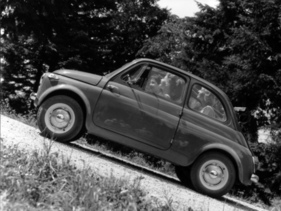 Keine Angst vor steilen Bergen: 30 Prozent Steigfähigkeit bei voller Beladung versprach der Prospekt – freilich im ersten Gang und bei Höllenlärm.
